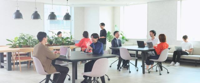 ログラス（エンジニア）