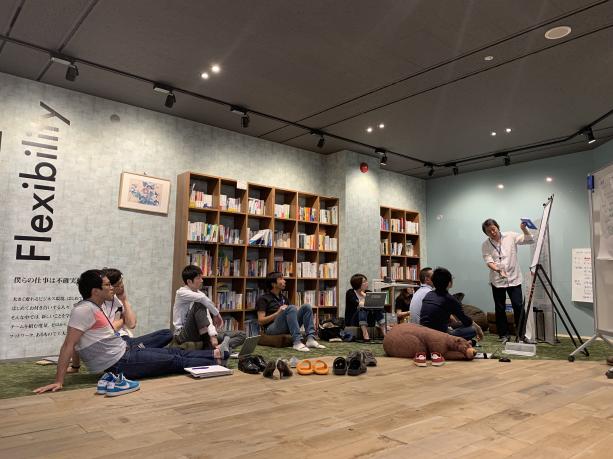 壁のいたるところにカルチャーの文字が、ぜひ一度見に来てください