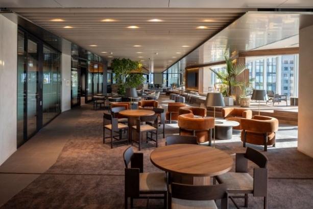 オフィスではフリーアドレスを取り入れております。