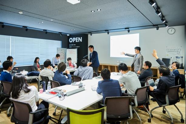 社内には1000近くのトレーニングがあり、毎週トレーニングが開催