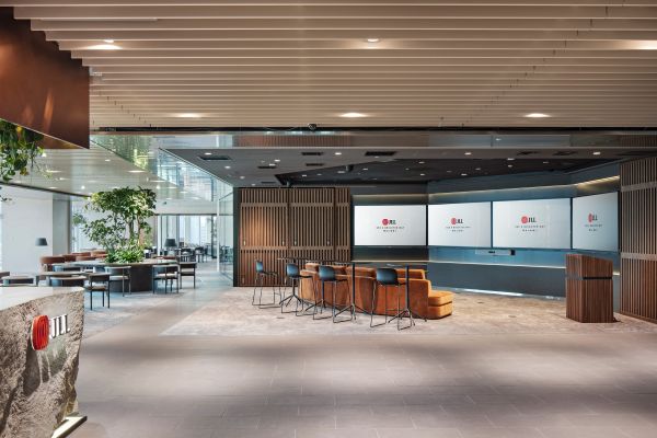 ジョーンズラングラサールのオフィス風景