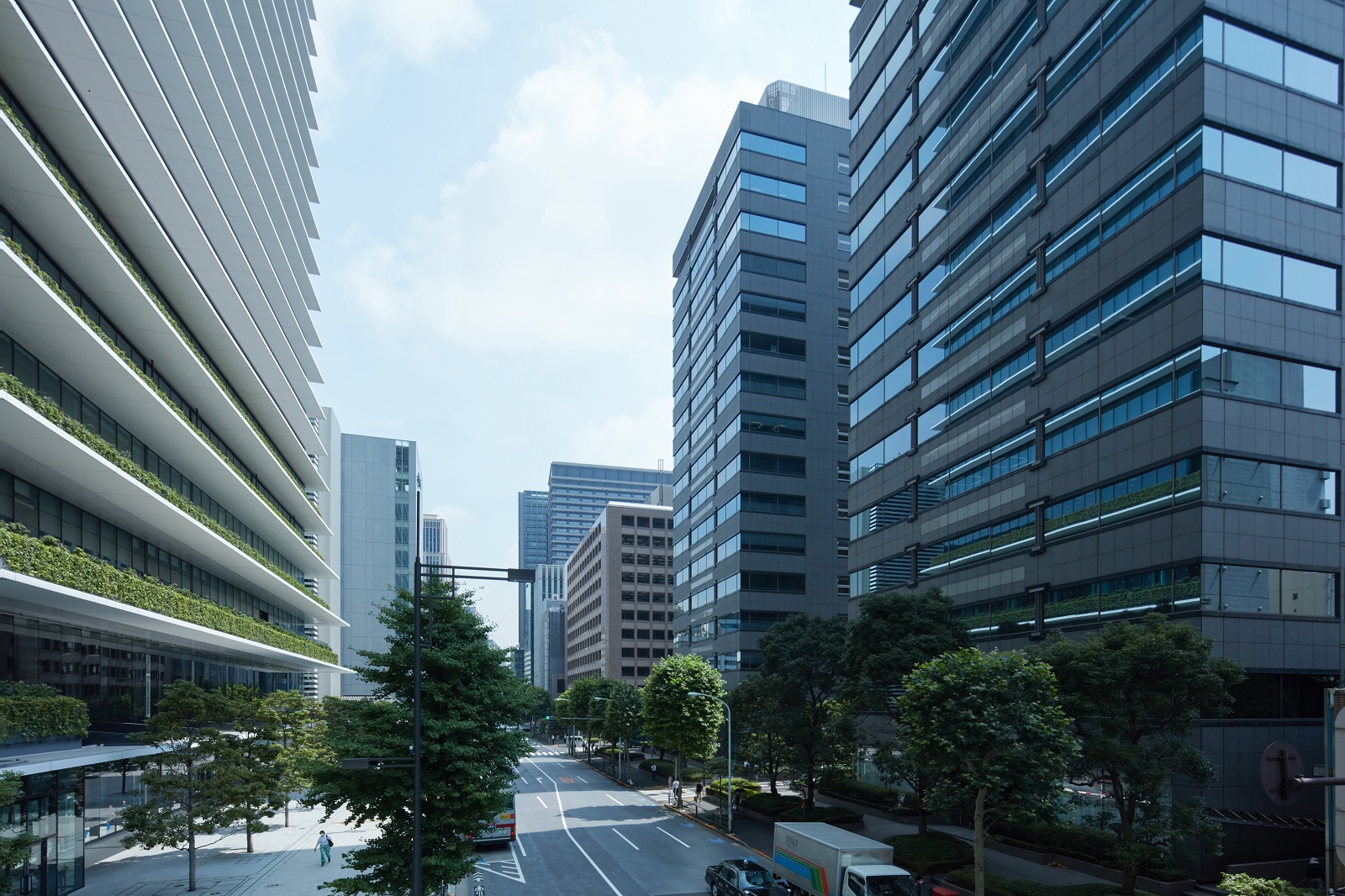 日本経営システムのオフィス風景
